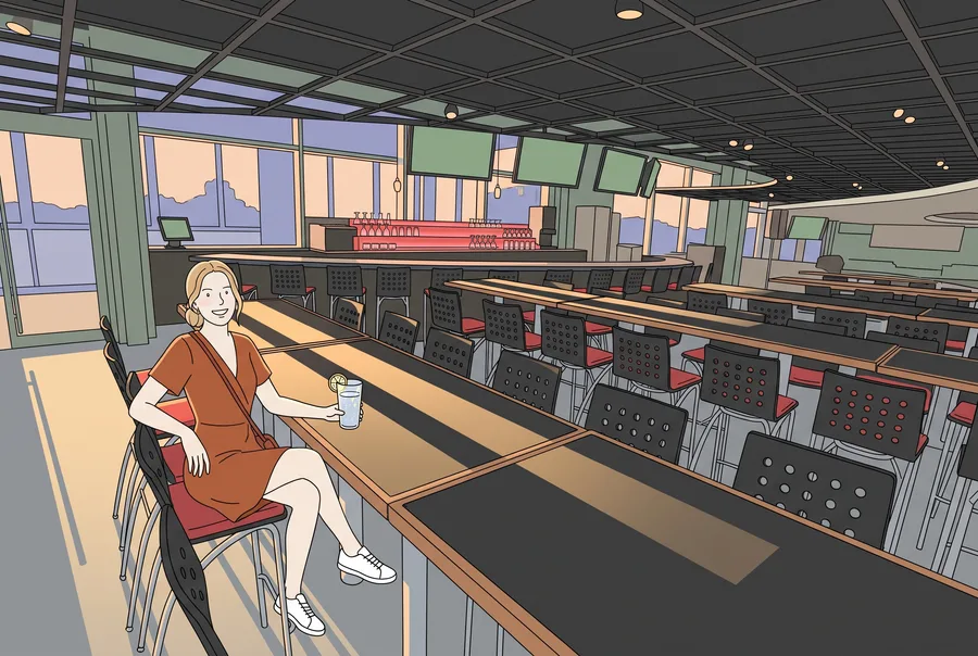 Femme au bar, tabourets rouges et longues tables